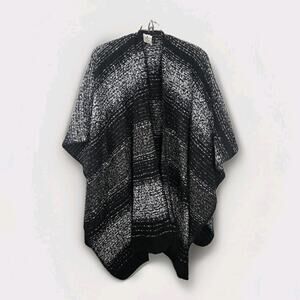 Woolrich Womens Drape Blanket Shawl Wrap Black Gray Stripe Oversize Knit OS